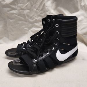 Nike gladiator size 7